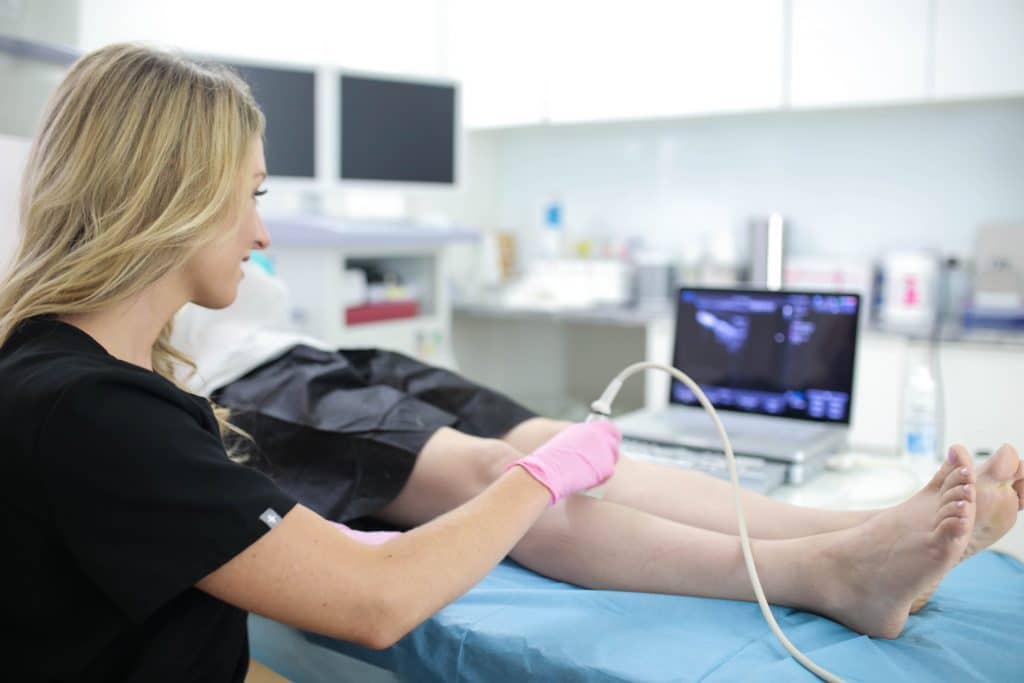 Vein Treatment Clinic is the best vein clinic in Bellmore, Long Island. In this article, our vein clinic in Bellmore reveals its minimally invasive vein treatment process.